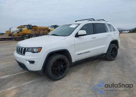 2017 Jeep Grand Cherokee Laredo 4X4 z USA, uszkodzony, nr VIN 1C4RJFAG6HC644972